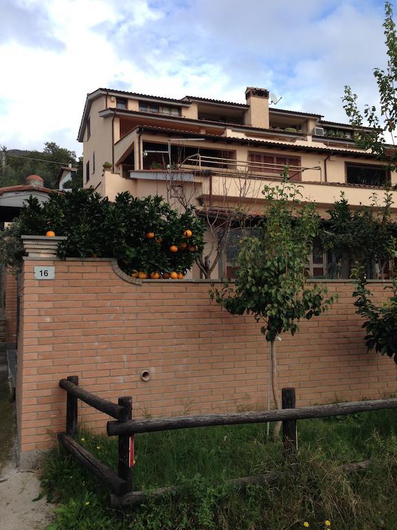 Appartamento Sabatinus Trevignano Romano Kamer foto